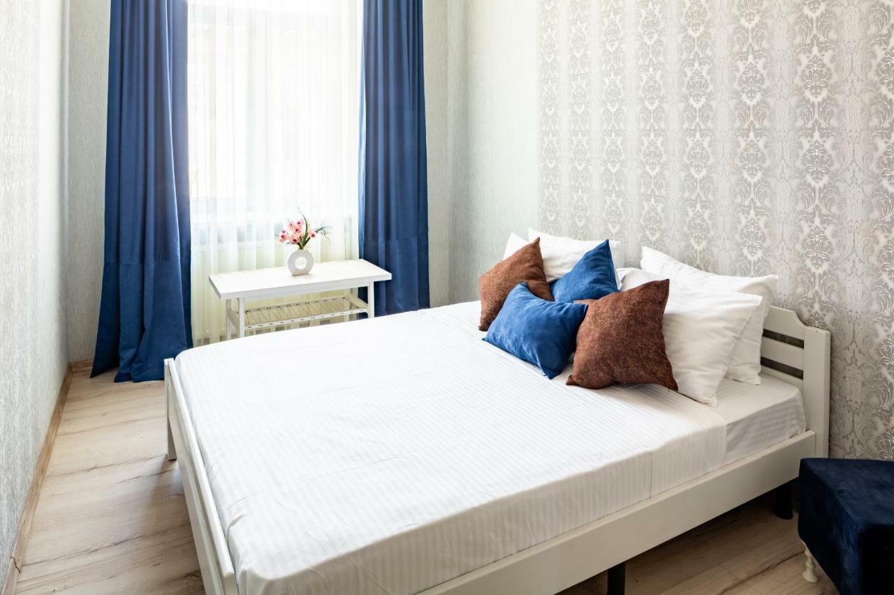 Alfa Apartments Kniazia Romana 11 Lviv Eksteriør billede