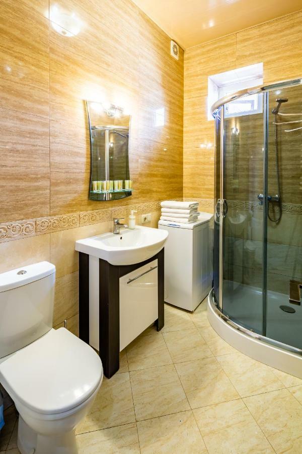 Alfa Apartments Kniazia Romana 11 Lviv Eksteriør billede