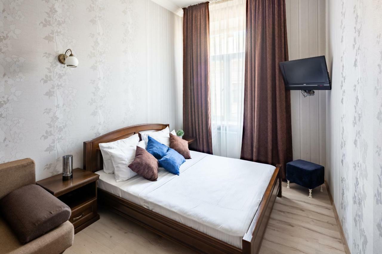 Alfa Apartments Kniazia Romana 11 Lviv Eksteriør billede