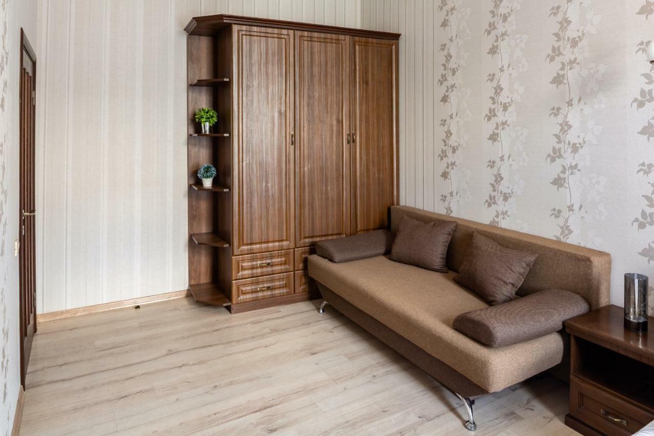 Alfa Apartments Kniazia Romana 11 Lviv Eksteriør billede